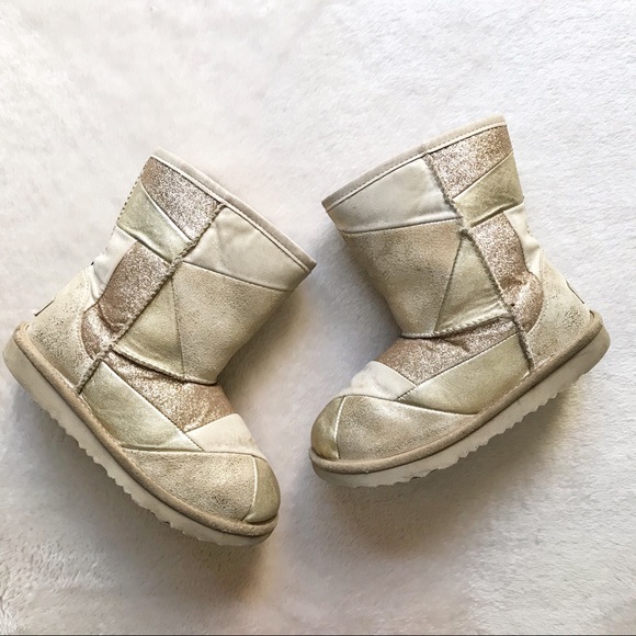 UGG Patchwork Classic Boot - Picture 2 of 12